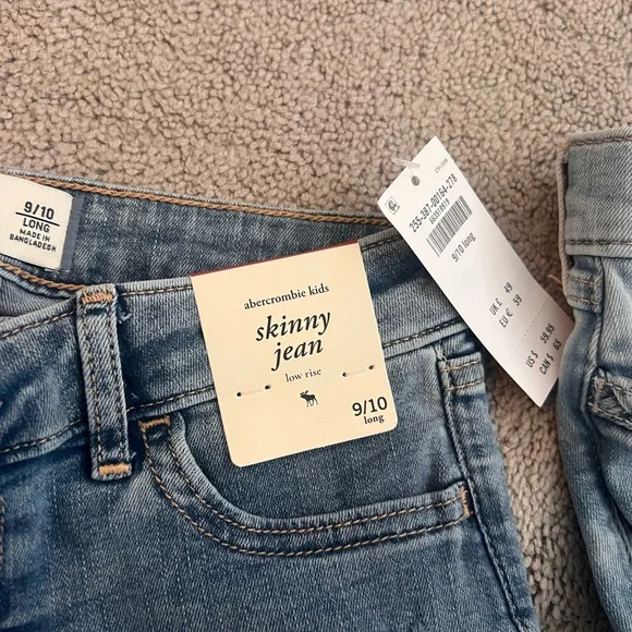 Abercrombie Kids Girls Jeans Bundle – Size 9/10 LONG (3 Pairs!) ✨ - Picture 2 of 9
